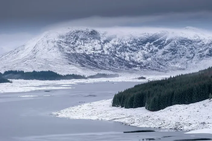 Framed Print : Europe, UK, Scotland, Highlands, Loch Loyne near Fort Augustus in winter. Long view of the lake with snow on the surrounding mountains. Northwest Highlands of Scotland. No people Framed Print : Europe, UK, Scotland, Highlands, Loch Loyne near Fort Augustus in winter. Long view of the lake with snow on the surrounding mountains. Northwest Highlands of Scotland. No people
