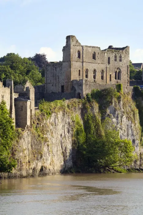 Framed Print : Europe, United Kingdom, Wales, Chepstow, Monmouthshire, the oldest stone castle in