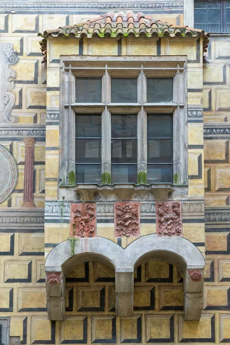 Framed Print : Detail of facade and window at premises of Cesky Krumlov Castle and Chateau, Cesky Krumlov, South Bohemian Region, Czech Republic Framed Print : Detail of facade and window at premises of Cesky Krumlov Castle and Chateau, Cesky Krumlov, South Bohemian Region, Czech Republic