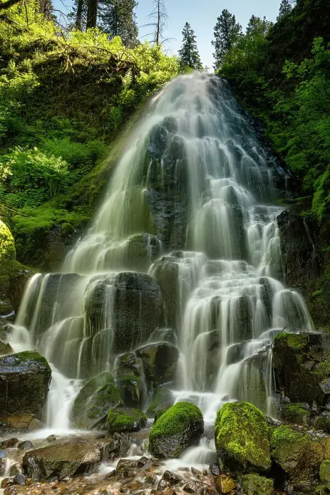 Framed Print : Fairy Falls, Columbia River Gorge, Oregon, USA Framed Print : Fairy Falls, Columbia River Gorge, Oregon, USA