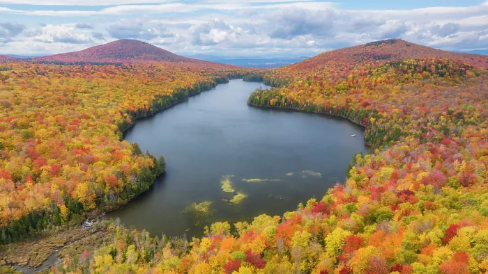 Framed Print : Fall folliage at Kettle Pond, Groton State Forest, Vermont, USA Framed Print : Fall folliage at Kettle Pond, Groton State Forest, Vermont, USA