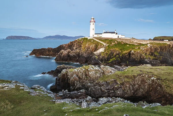Fanad Head (Faanaid) lighthouse, County Donegal, Ulster region, Ireland, Europe