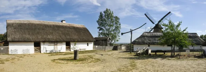 Framed Print : A farm of the Nagykunsag region. Open-air museum (Skanzen) near Szentendre. Hungary