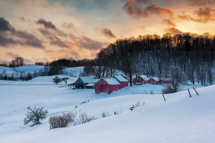 Framed Print : Farm in Winter, Reading, Vermont, USA Framed Print : Farm in Winter, Reading, Vermont, USA