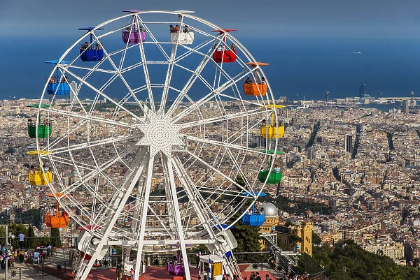 Ferry wheel at Tibidabo amusement park, Barcelona, Catalonia, Spain
