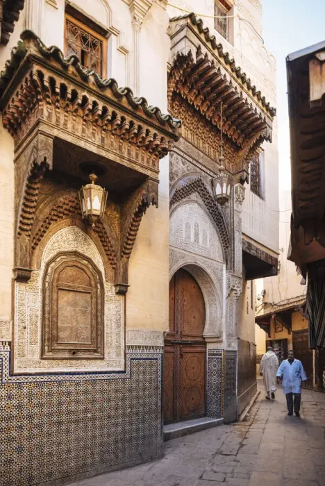 Framed Print : Fes el Bali (Old Fes), Medina, view near Sidi Ahmed Tijani, Fes, Morocco, North Africa Framed Print : Fes el Bali (Old Fes), Medina, view near Sidi Ahmed Tijani, Fes, Morocco, North Africa