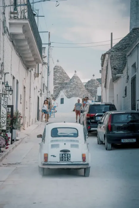 Framed Print : Fiat Cinquecento and traditional Trulli houses in Alberobello, Puglia, Italy, Europe Framed Print : Fiat Cinquecento and traditional Trulli houses in Alberobello, Puglia, Italy, Europe