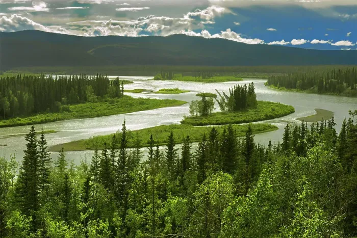 Framed Print : Five Fingers Rapids lookout on the Yukon River and the Dawson Range near Carmacks Yukon, Canada