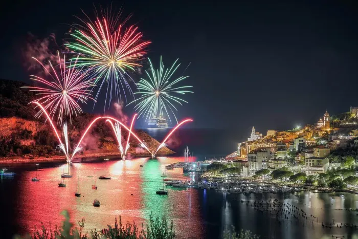 Framed Print : Fireworks during the Minaccia bel Tempo event in Portovenere, La Spezia province, Liguria, Italy Framed Print : Fireworks during the Minaccia bel Tempo event in Portovenere, La Spezia province, Liguria, Italy