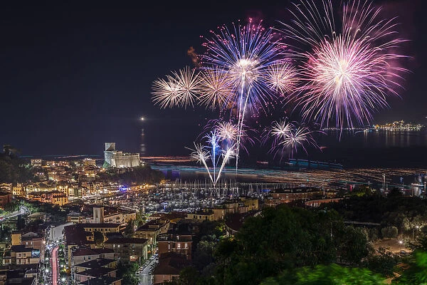 Fireworks on the town of Lerici, Castle of Lerici, municipality of Lerici