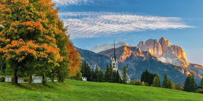 Framed Print : First Light on Sassolungo in Autumn, Vigo di Fassa, Dolomites, Trentino-Alto Adige, Italy Framed Print : First Light on Sassolungo in Autumn, Vigo di Fassa, Dolomites, Trentino-Alto Adige, Italy