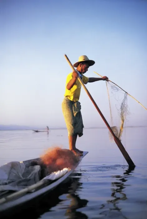 Framed Print : Fisherman, Lake Inle, Burma Framed Print : Fisherman, Lake Inle, Burma