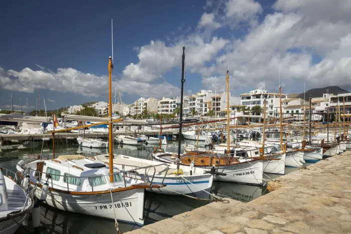 Framed Print : Fishing boats, Port de Pollenca, Serra de Tramuntana, Mallorca, Balearic Islands, Spain
