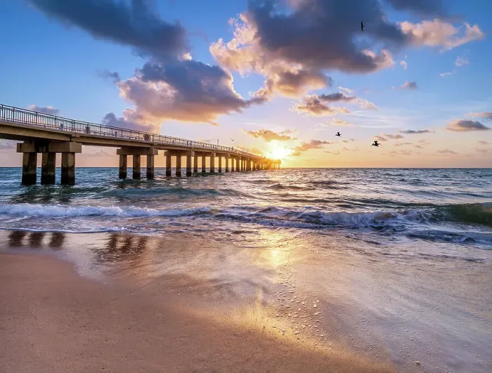 Framed Print : Fishing Pier, Sunny Isles Beach North Miami Miami, Florida, USA Framed Print : Fishing Pier, Sunny Isles Beach North Miami Miami, Florida, USA