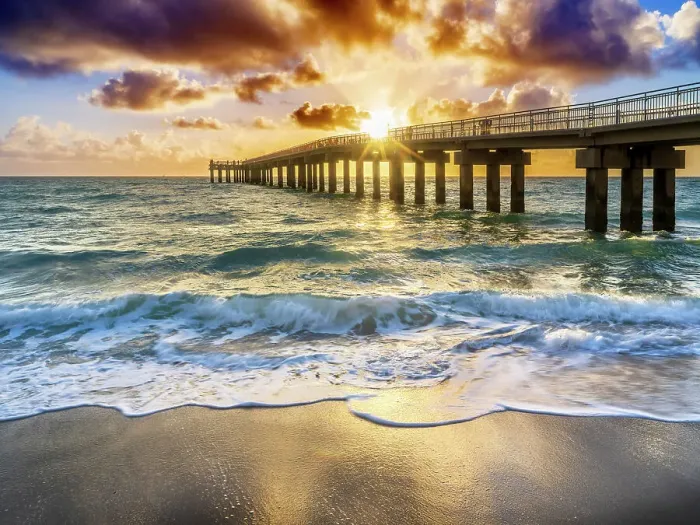 Framed Print : Fishing Pier, Sunny Isles Beach North Miami Miami, Florida, USA Framed Print : Fishing Pier, Sunny Isles Beach North Miami Miami, Florida, USA