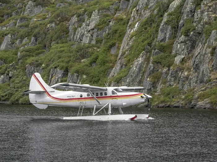 Framed Print : Float plane on Wolf Lake in Nunavik, Quebec, Canada
