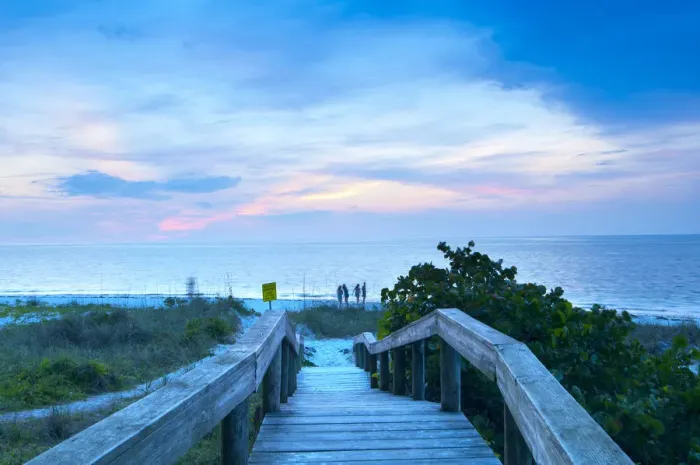 Framed Print : Florida, Anna Maria Island, Bean Point, Manatee County, Where The Gulf Of Mexico Meets
