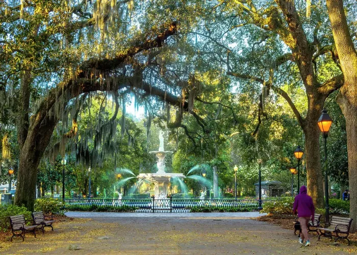 Framed Print : Forsyth Fountain, Forsyth Park Savannah, Georgia, USA Framed Print : Forsyth Fountain, Forsyth Park Savannah, Georgia, USA