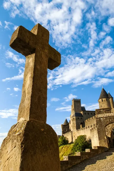 Framed Print : The fortified city of Carcassonne, Languedoc-Roussillon, France Framed Print : The fortified city of Carcassonne, Languedoc-Roussillon, France