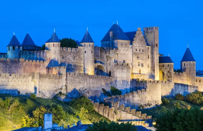 Framed Print : The fortified city of Carcassonne, Languedoc-Roussillon, France Framed Print : The fortified city of Carcassonne, Languedoc-Roussillon, France