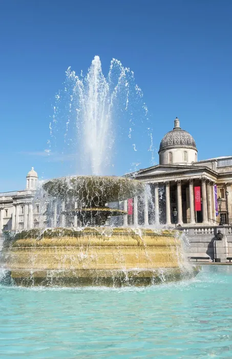 Framed Print : A fountain designed by Sir Edwin Lutyens, with The National Gallery in the background, Trafalgar Square, London England Framed Print : A fountain designed by Sir Edwin Lutyens, with The National Gallery in the background, Trafalgar Square, London England