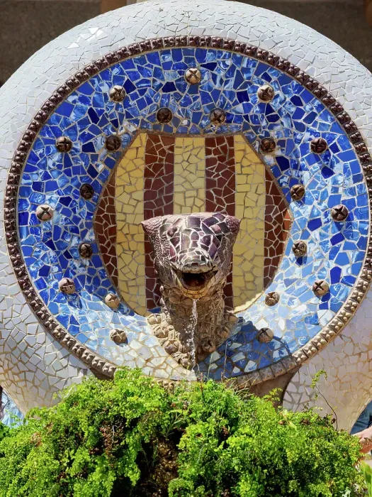Framed Print : Fountain at Park Guell, Barcelona, Catalonia, Spain Framed Print : Fountain at Park Guell, Barcelona, Catalonia, Spain