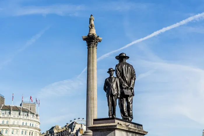 Framed Print : The Fourth Plinth sculpture, Antelope, by Samson Kambalu and Nelsons Column, Trafalfgar Square, London, England, UK