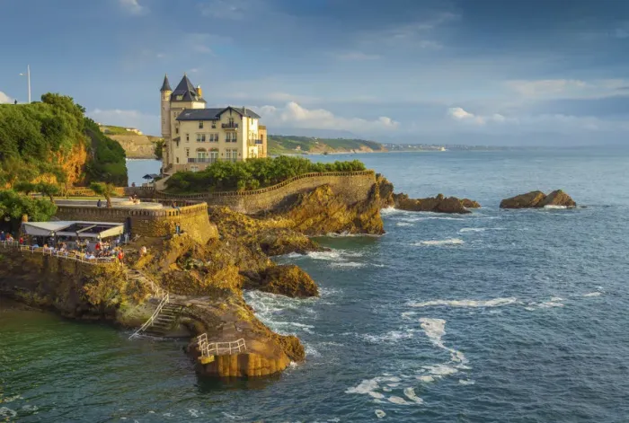 Framed Print : France, Aquitaine, Pyrenees Atlantiques, Biarritz. Old mansion on the cliffs Framed Print : France, Aquitaine, Pyrenees Atlantiques, Biarritz. Old mansion on the cliffs
