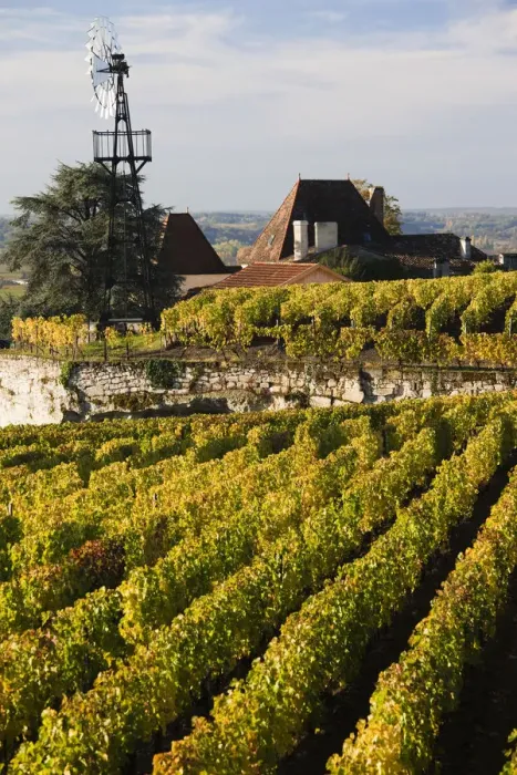 Framed Print : France, Aquitaine Region, Gironde Department, St-Emilion, wine town, UNESCO-listed Framed Print : France, Aquitaine Region, Gironde Department, St-Emilion, wine town, UNESCO-listed