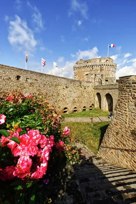 Framed Print : France, Brittany, Bretagne. Côtes-d'Armor. Dinan. Old part of the city. The Castle Framed Print : France, Brittany, Bretagne. Côtes-d'Armor. Dinan. Old part of the city. The Castle