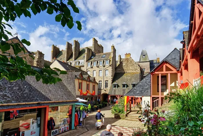 Framed Print : France, Brittany, Bretagne. Côtes-d'Armor. Dinan. Old part of the city Framed Print : France, Brittany, Bretagne. Côtes-d'Armor. Dinan. Old part of the city