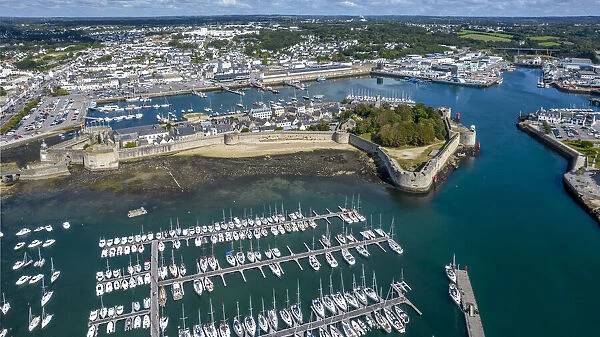 France, Brittany; Concarneau, walled Town