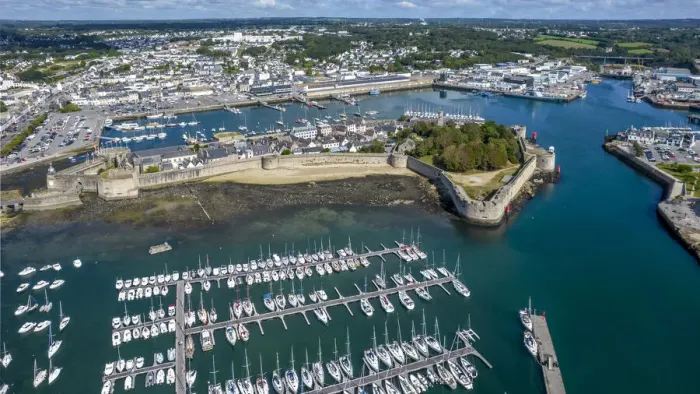 Framed Print : France, Brittany; Concarneau, walled Town Framed Print : France, Brittany; Concarneau, walled Town