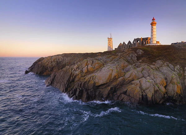 France, Brittany, Finistere, Pointe St. Mathieu, Saint Mathieu lighthouse at dawn