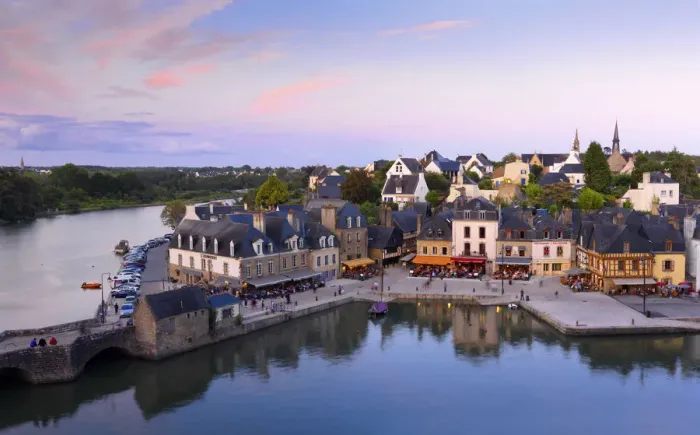 Framed Print : France, Brittany, Morbihan, Gulf of Morbihan, Auray, Saint Goustan harbour at dusk Framed Print : France, Brittany, Morbihan, Gulf of Morbihan, Auray, Saint Goustan harbour at dusk