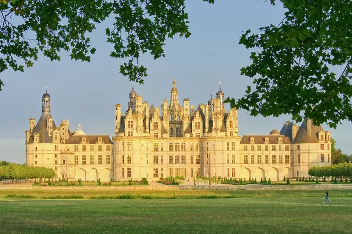 Framed Print : France, Centre-Val de Loire, Valle della Loira, Loir-et-Cher. Castello di Chambord, Château de Chambord View of the Castle built in year 1519 by french king Francois I Framed Print : France, Centre-Val de Loire, Valle della Loira, Loir-et-Cher. Castello di Chambord, Château de Chambord View of the Castle built in year 1519 by french king Francois I