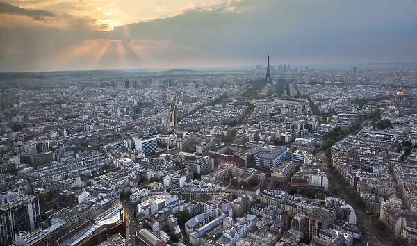 France, Ile-de-France, Paris skyline from the 56th floor of the Montparnasse tower