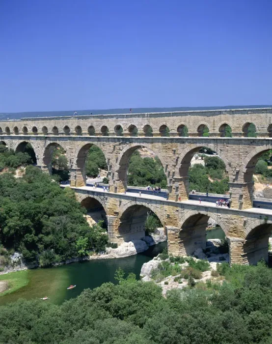 Framed Print : France, Languedoc-Roussillon, Pont du Gard Framed Print : France, Languedoc-Roussillon, Pont du Gard