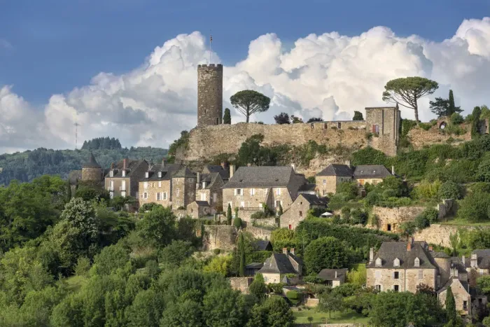 Framed Print : France, Limousin, Correze, Turenne, The medieval village and castle of Turenne Framed Print : France, Limousin, Correze, Turenne, The medieval village and castle of Turenne