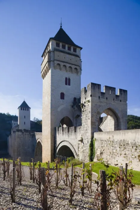 Framed Print : France, Midi-Pyrenees Region, Lot Department, Cahors, Pont Valentre, midieval bridge Framed Print : France, Midi-Pyrenees Region, Lot Department, Cahors, Pont Valentre, midieval bridge