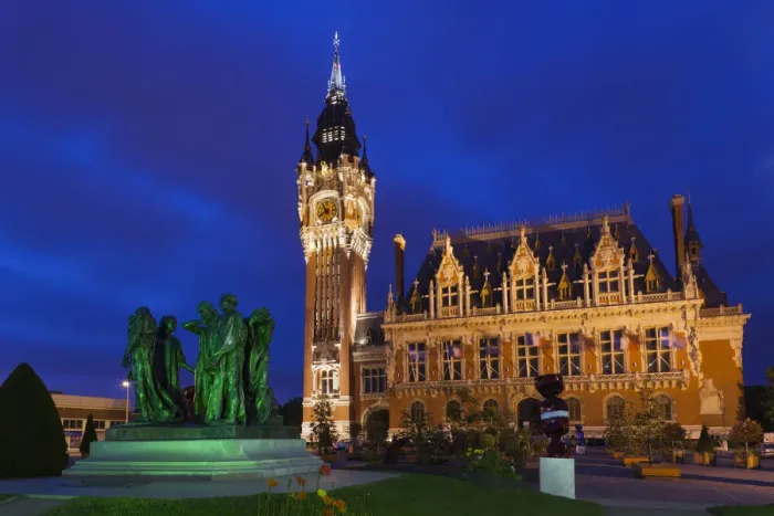 Framed Print : France, Nord-Pas de Calais Region, Calais, town hall and The Burghers of Calais sculpture Framed Print : France, Nord-Pas de Calais Region, Calais, town hall and The Burghers of Calais sculpture