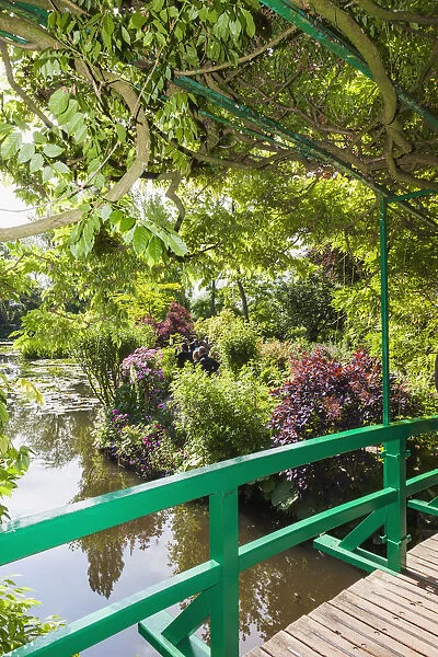 France, Normandy, Giverny, Monets Garden, The Water Lily Pond