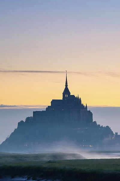France, Normandy (Normandie), Manche department, Le Mont-Saint-Miichel silhouetted