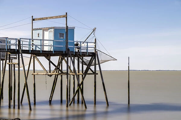 France, Nouvelle-Aquitaine, Charente Maritime, Talmont-sur-Gironde, a stilt fishing hut (Carrelet)