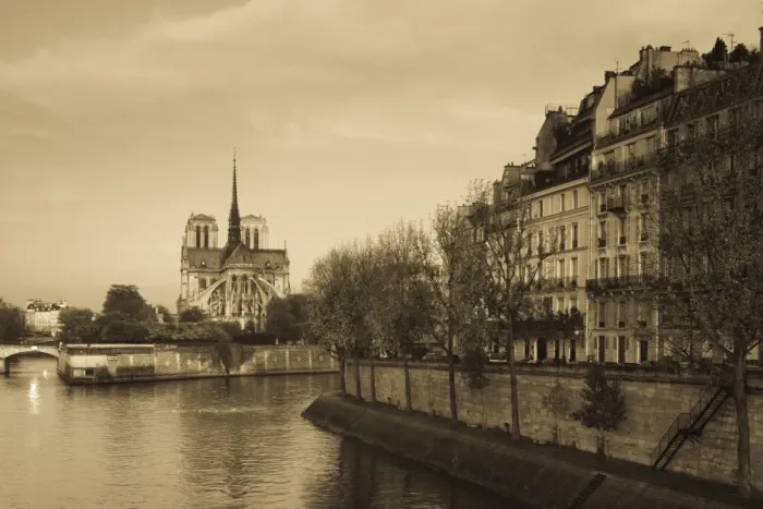 Framed Print : France, Paris, Notre Dame cathedral and Ile St-Louis buildings Framed Print : France, Paris, Notre Dame cathedral and Ile St-Louis buildings