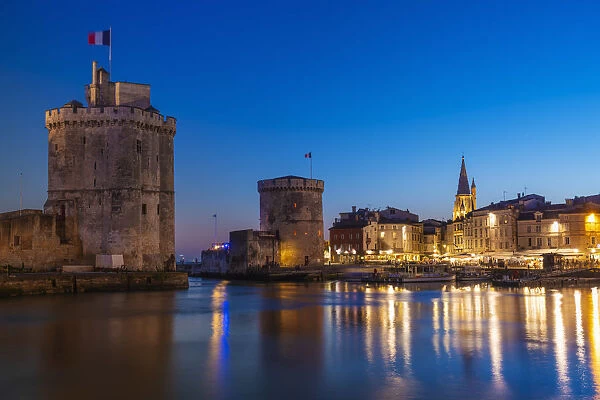 France, Poitou Charentes, La Rochelle, Old Harbour at dusk