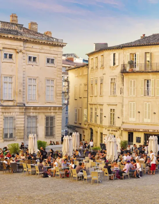 Framed Print : France, Provence, Avignon, Place de Palais, Tourists at cafe Framed Print : France, Provence, Avignon, Place de Palais, Tourists at cafe