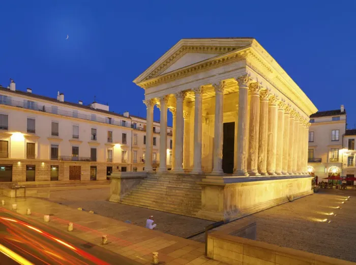 Framed Print : France, Provence, Nimes, Maison Caree at night Framed Print : France, Provence, Nimes, Maison Caree at night