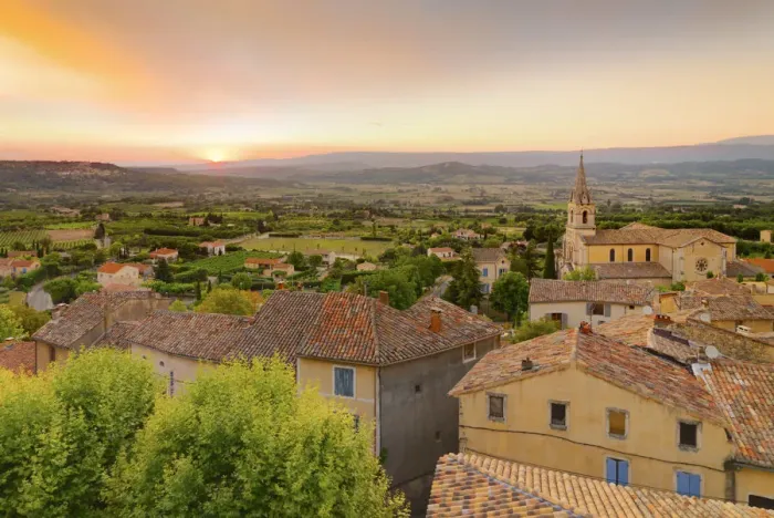Framed Print : France, Provence, Vaucluse, Bonnieux, Hilltop village at sunset