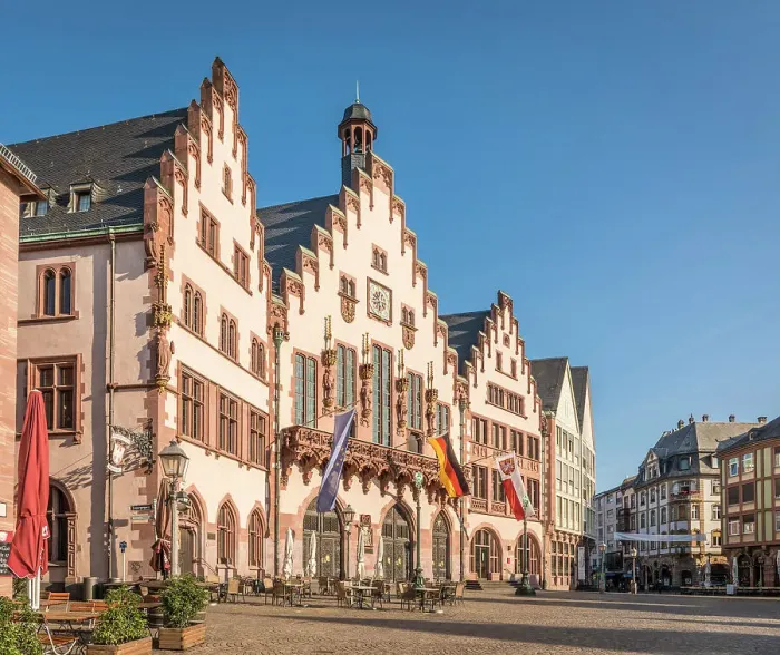 Framed Print : Frankfurter Romer Town Hall, Frankfurt, Hesse, Germany Framed Print : Frankfurter Romer Town Hall, Frankfurt, Hesse, Germany